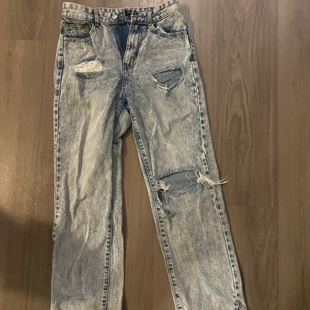 Straight leg jeans with slit